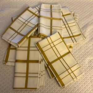 Gold and white fabric napkins